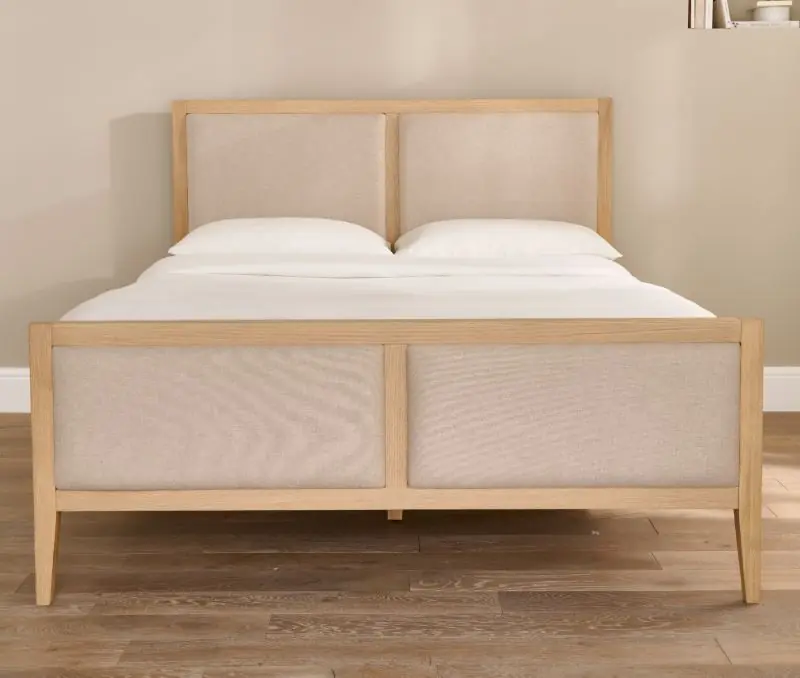 illio 4' 6" high foot end bed